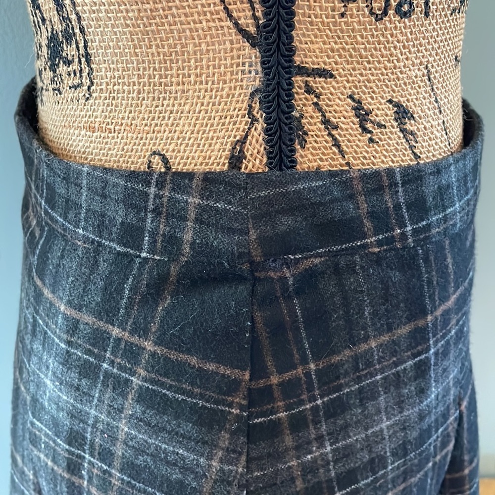 Atmosphere plaid mini skirt size 6 - please see measurements below. - Picture 5 of 12